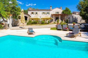 Villa Damiana