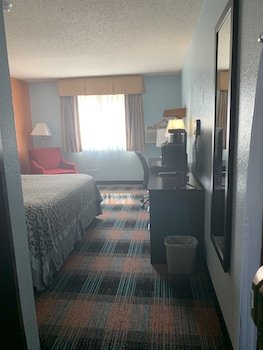 Days Inn by Wyndham Greenwood SC