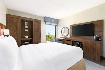 Hampton Inn Long Island Islandia