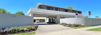 Garden Court Motel