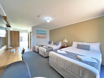Garden Court Motel