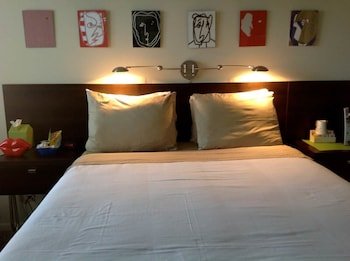 Bayfront Inn