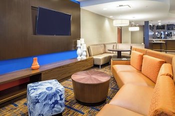 Courtyard by Marriott Houston by the Galleria