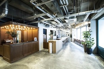 The Life Hostel & Bar Lounge