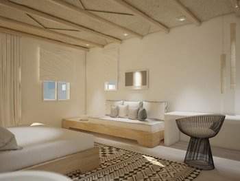 Orkos Beach Hotel