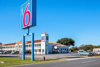 Motel 6 Round Rock