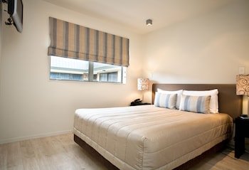 Sea Spray Suites
