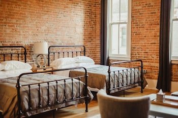 Muskegon River Inn