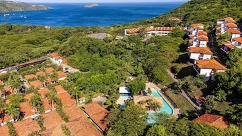 Villas Sol Hotel & Beach Resort