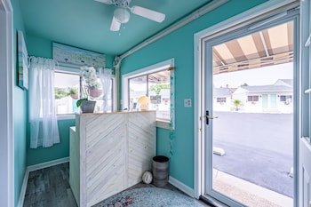 Ocean Glass Inn