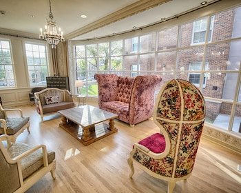The Stella Hotel & Ballroom