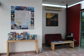 Seven Crown Express & Suites