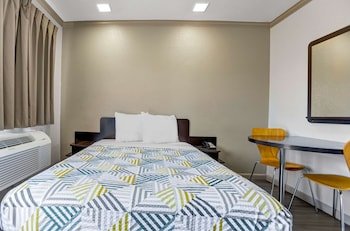 Motel 6 Red Bluff