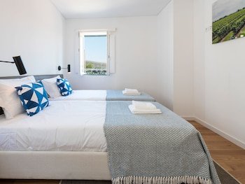 Arco Apartments