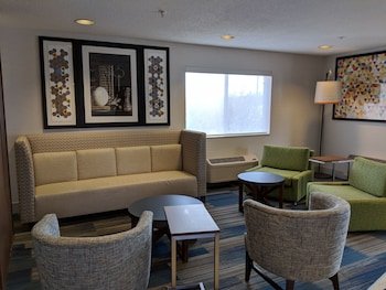 Holiday Inn Express Mt. Vernon