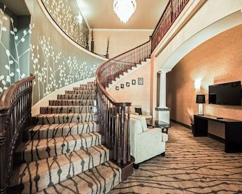 Sleep Inn & Suites