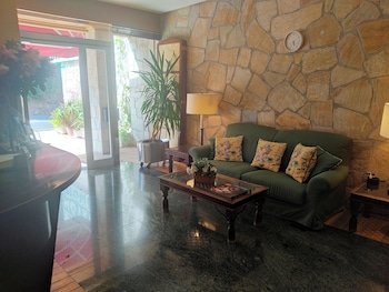 Hotel Suite Mioño