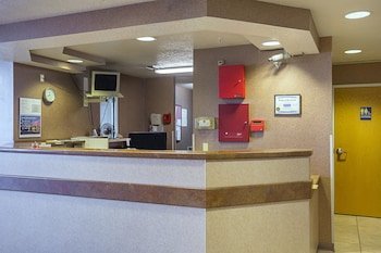 Motel 6 Bernalillo