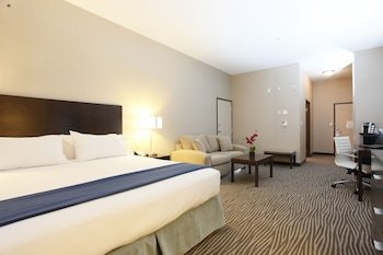 Holiday Inn Express Fort St John