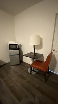 Golden Kent Motel