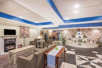 Aderi Hotel