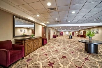 Doubletree Wilmington Downtown - Legal District