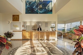 Albatroz Beach & Yacht Club
