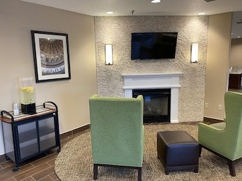 Comfort Inn DeKalb Adjacent the University