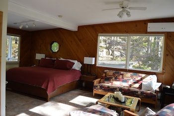 Inn the Woods Bed & Breakfast