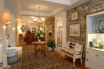 Lambertville House