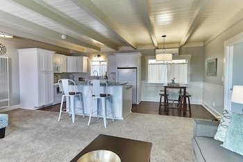 Pleasant Inn