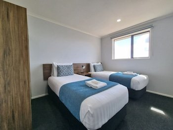 Antonio Mews Motel