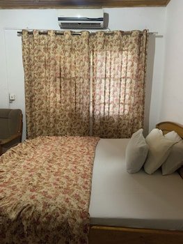 Highlander Guest House