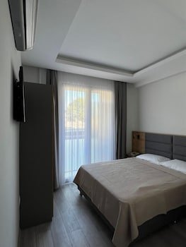 Marine House Boutique Hotel