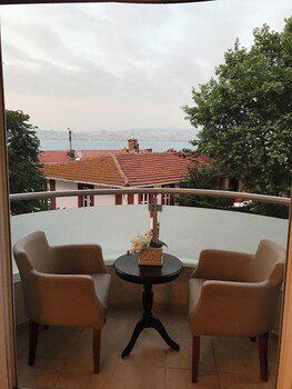 Marine House Boutique Hotel