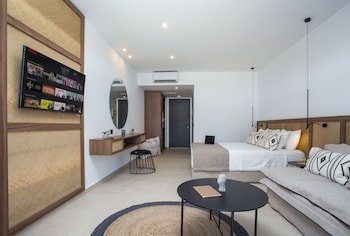 Vanik Suites