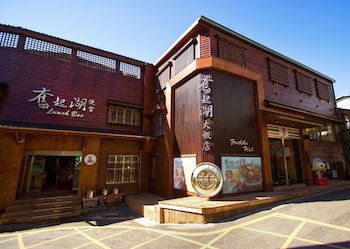 Fenchihu Hotel