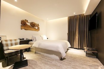 Centralperson Pyeongtaek Hotel