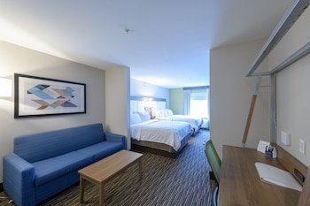 Holiday Inn Express & Suites Jamestown