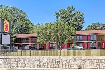 Super 8 by Wyndham Jessup/Baltimore Area