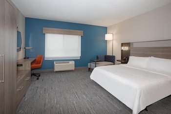 Holiday Inn Express & Suites Idaho Falls