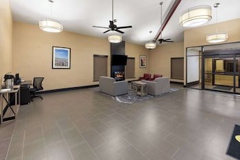 Super 8 by Wyndham Alexandria LA