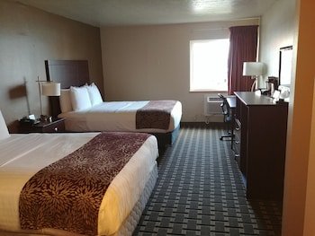 Boarders Inn & Suites Broken Bow By Cobblestone Hotels