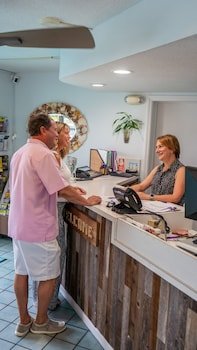 Tuckaway Shores Oceanfront Resort
