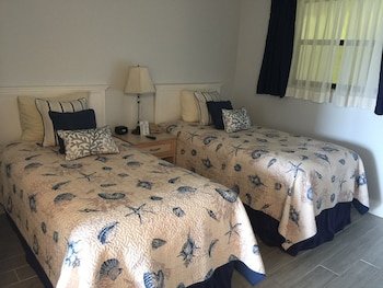 Tuckaway Shores Oceanfront Resort