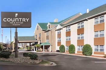 Country Inn & Suites by Radisson, Dalton, GA