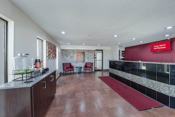 Red Roof Inn & Suites Denton