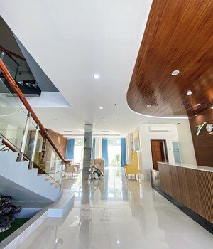 Vanyard Hotel