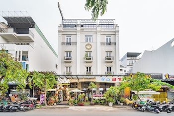 Bizu Hotel District 7