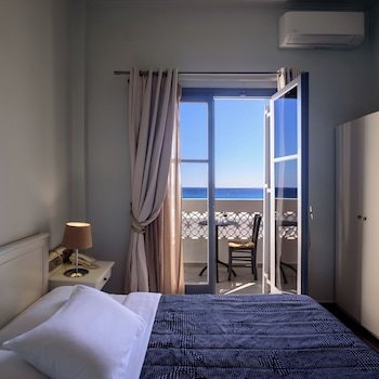 Afroditi Venus Beach Resort